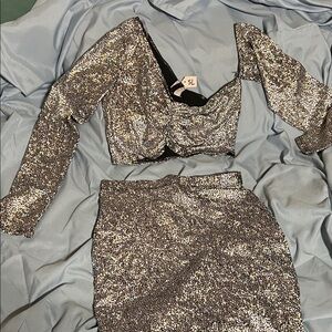 Silver metallic holographic Skirt & Crop top SET.